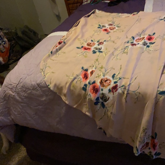 Clothes - Picture 16 of 16